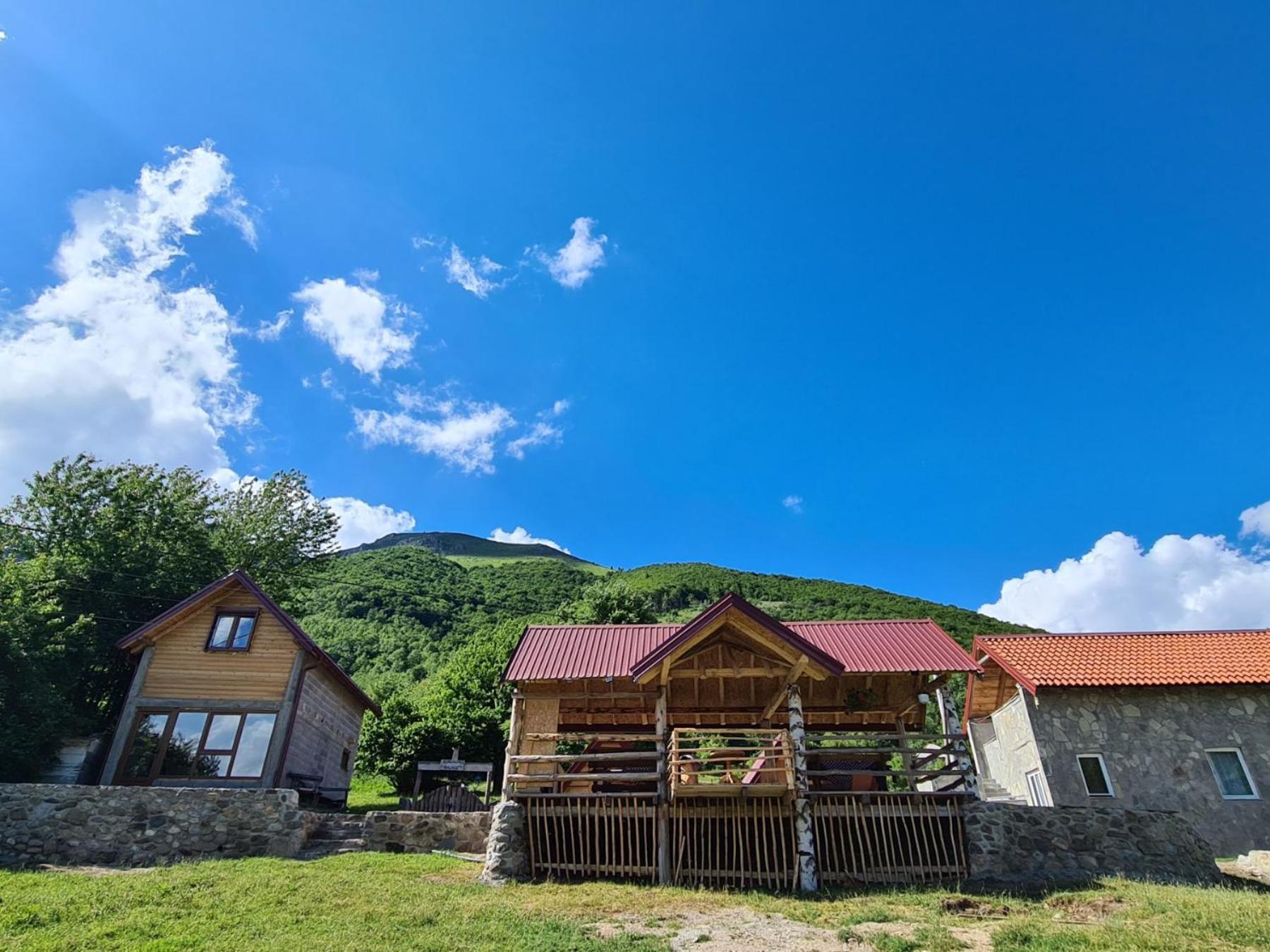 Bungalows Malagic Gusinje Екстер'єр фото