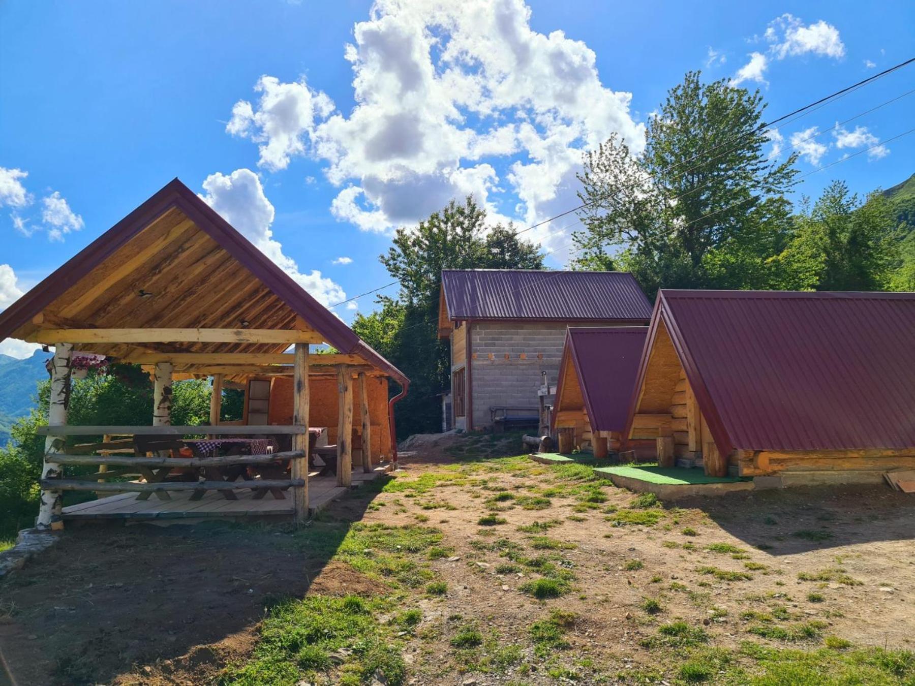 Bungalows Malagic Gusinje Екстер'єр фото