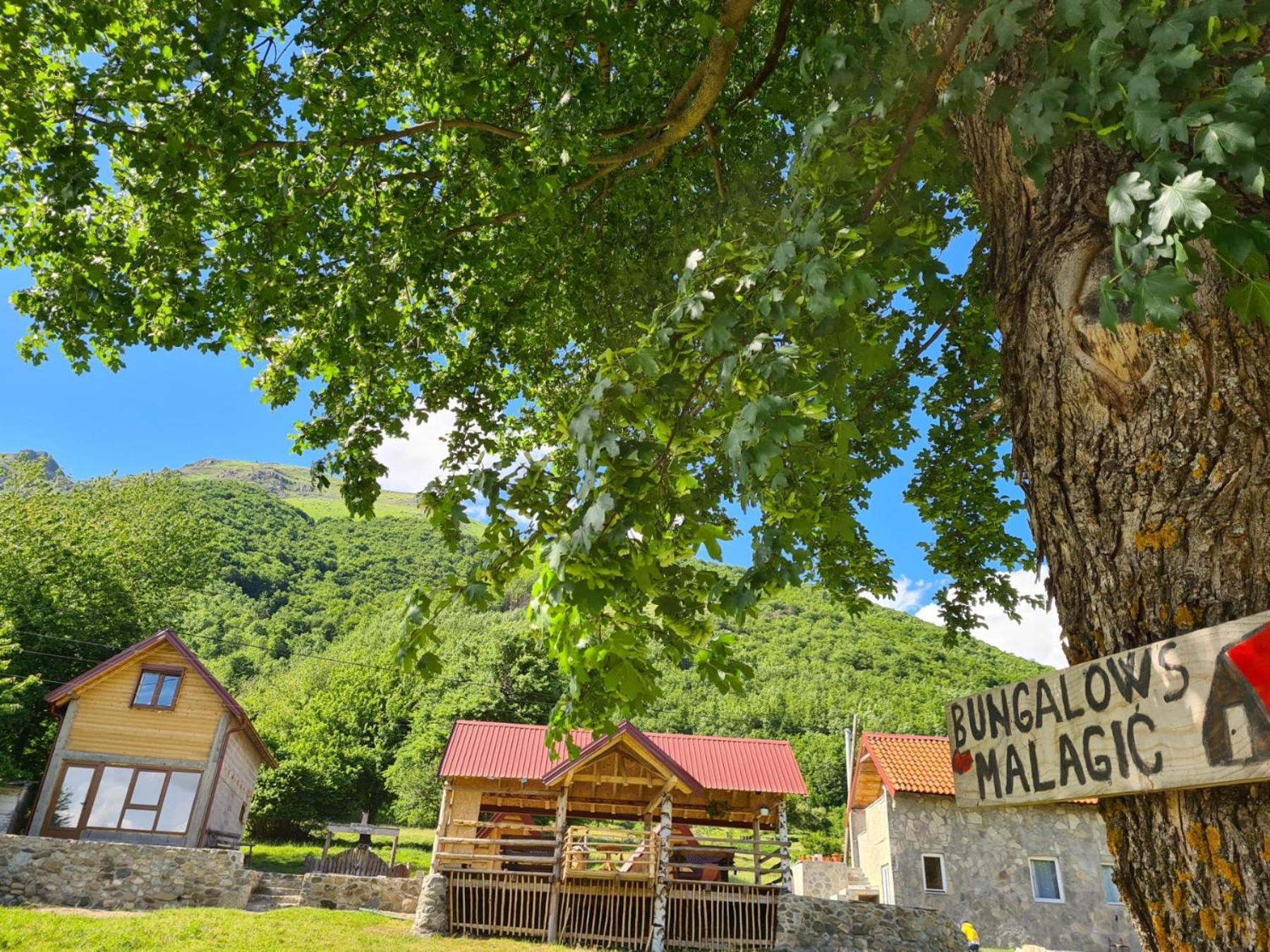Bungalows Malagic Gusinje Екстер'єр фото