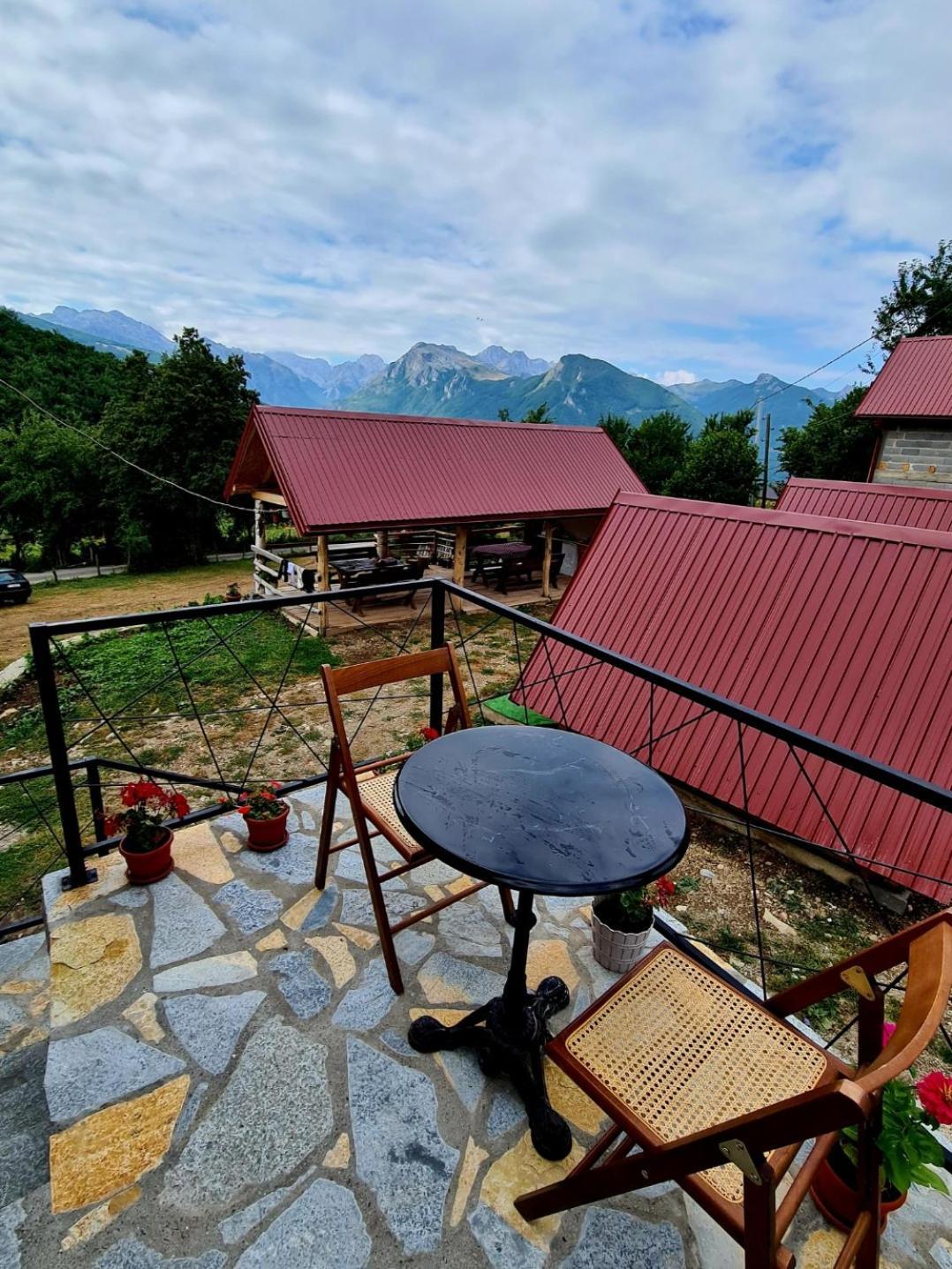 Bungalows Malagic Gusinje Екстер'єр фото