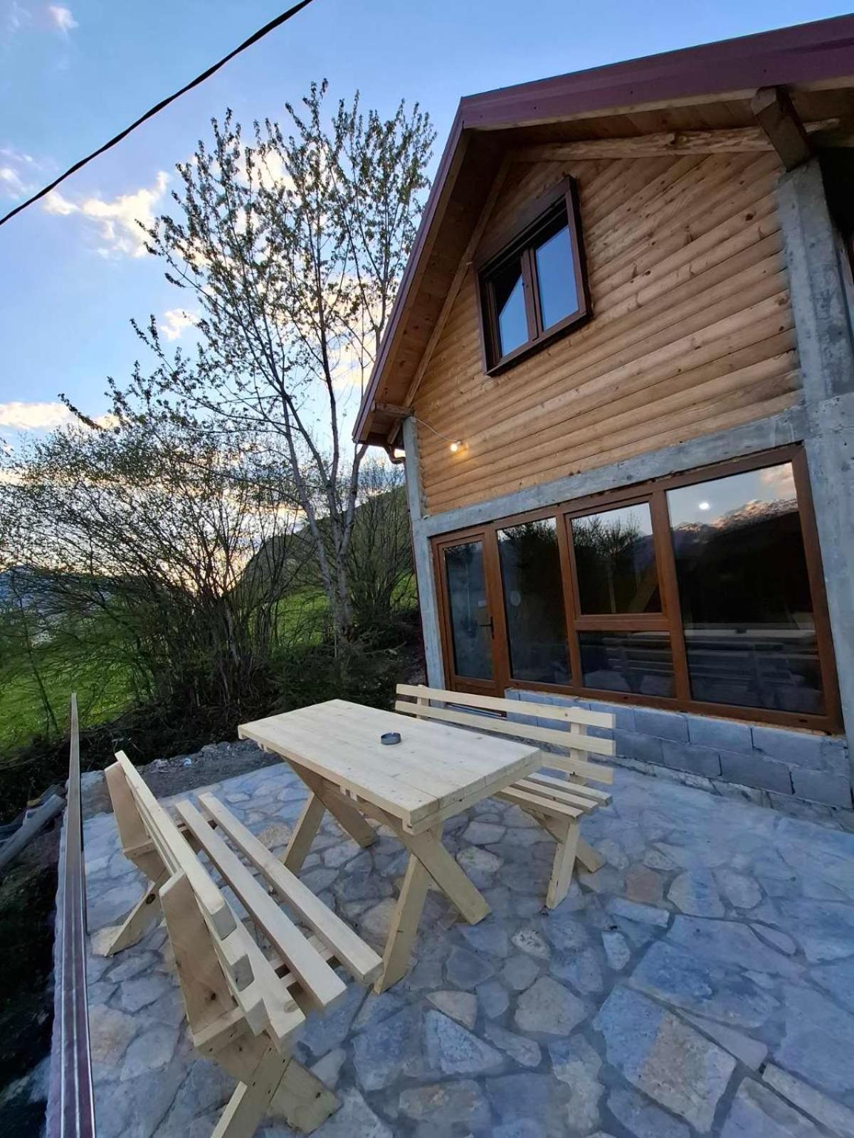 Bungalows Malagic Gusinje Екстер'єр фото